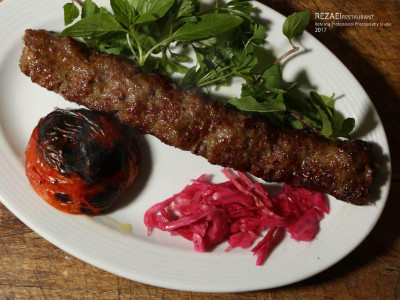 چلو کباب کوبیده